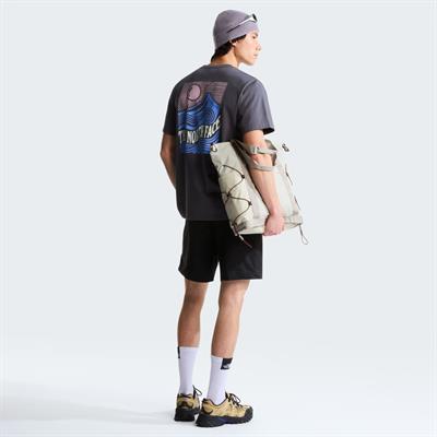 The North Face M MOUNTAIN ESCAPE RELAXED SHORT SLEEVE T Erkek Tişört NF0A8GB1RHI1