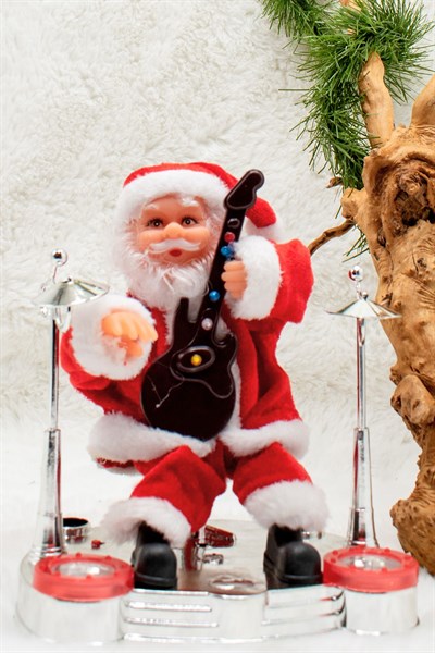 Gitarist Noel Baba Santa Claus Yılbaşı Süsü 19*16cm