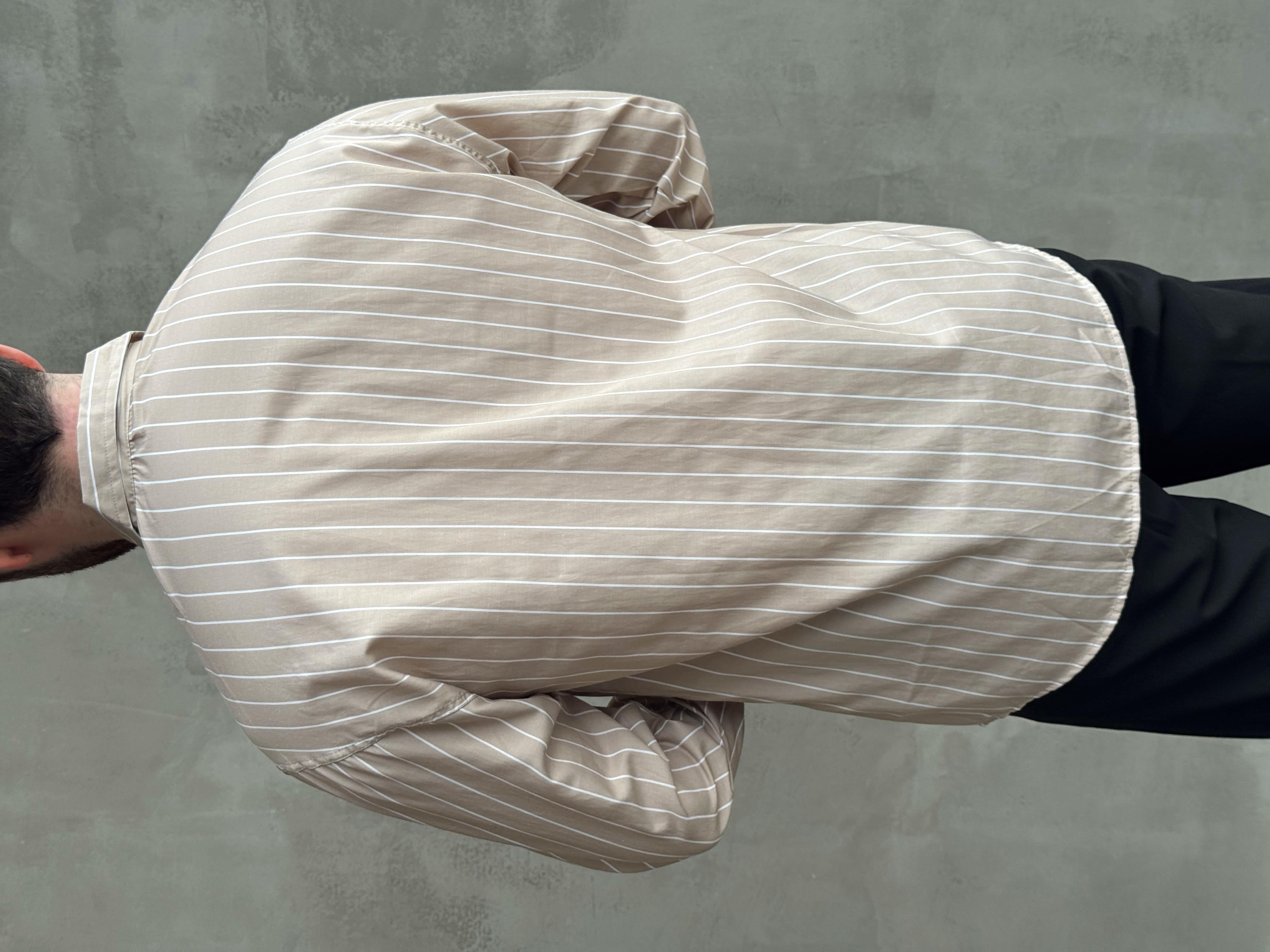 Erkek Elit Tasarım Oversize Kalıp Çizgi Detaylı Gömlek-Bej(E1635)