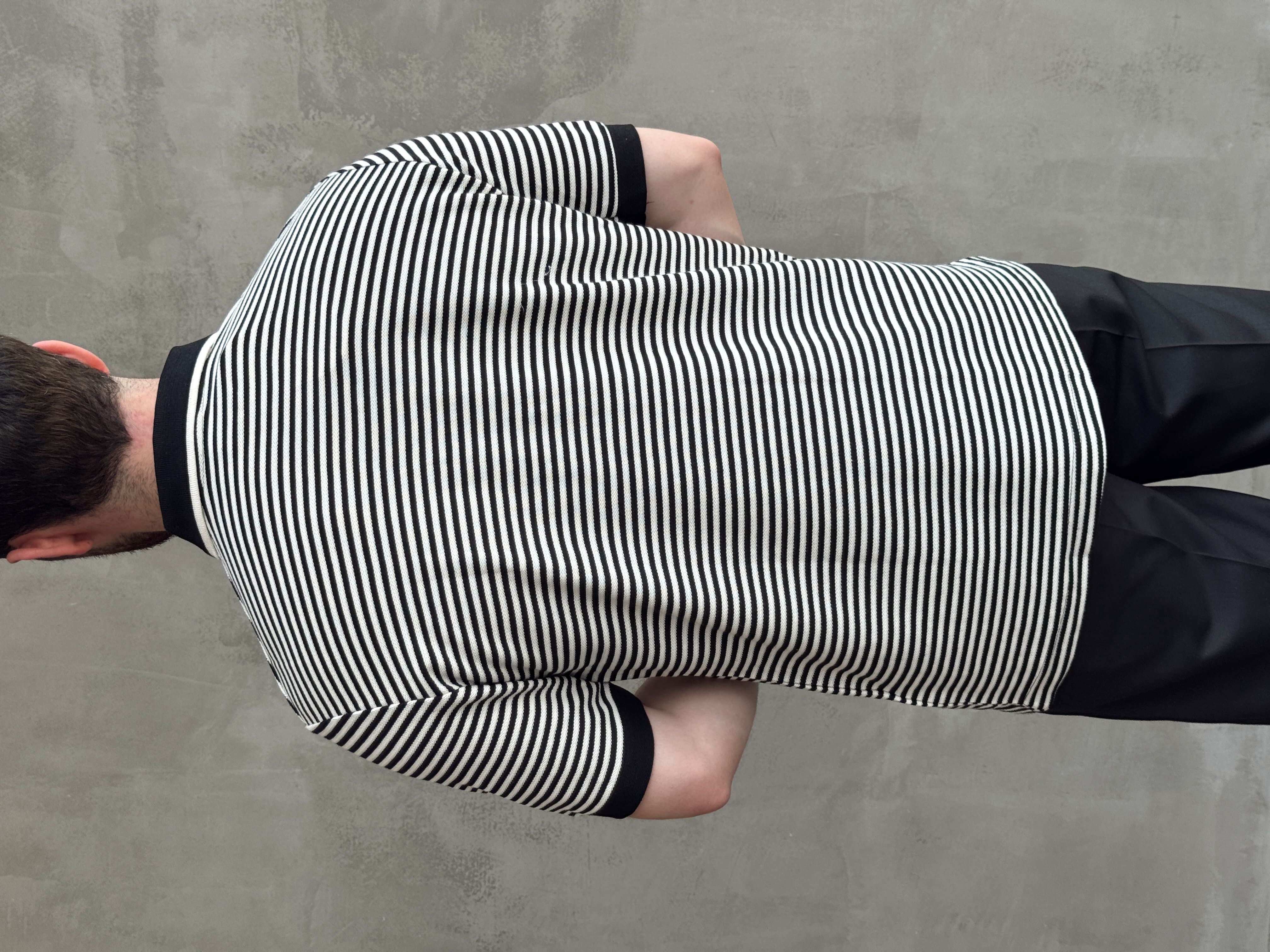 Erkek Kombinlenebilir Oversize Kalıp Çizgi Detaylı Polo Yaka Triko T-Shirt-Siyah(E1768)