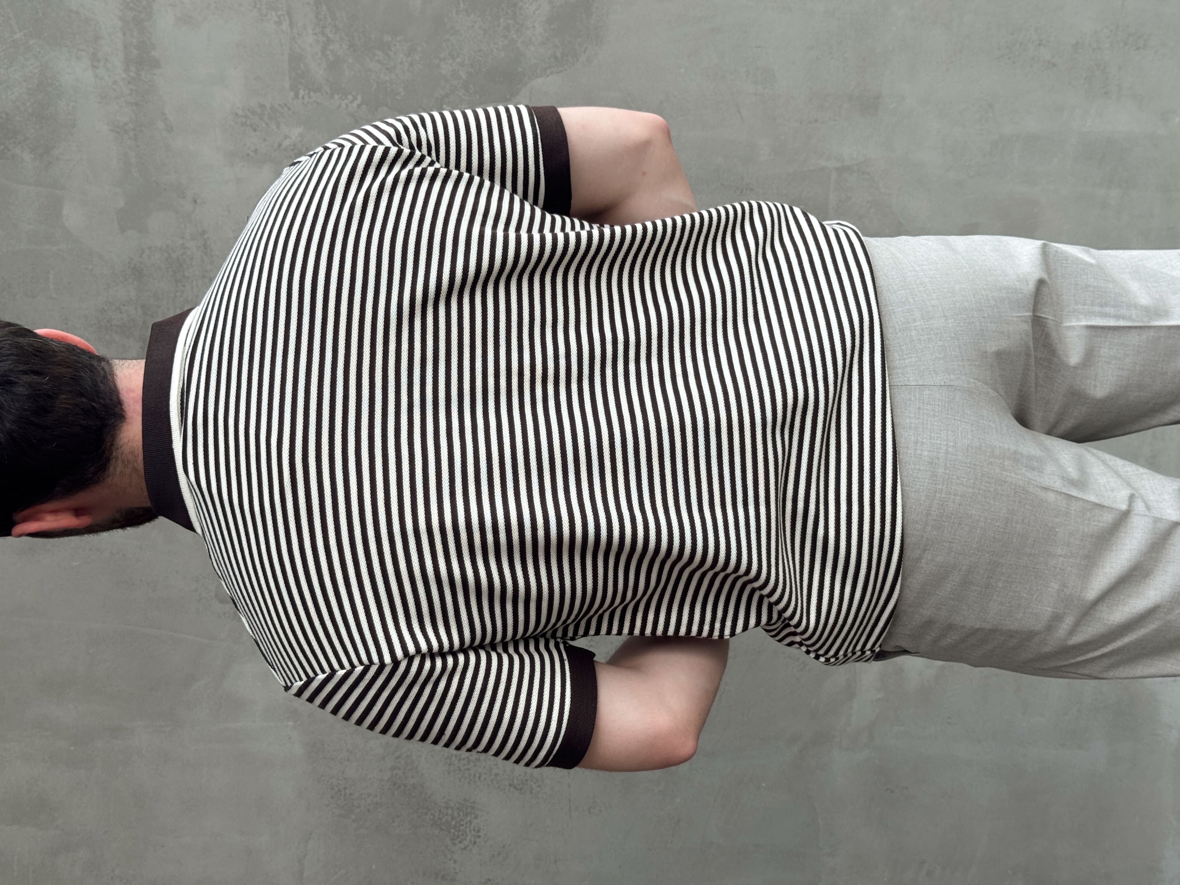 Erkek Kombinlenebilir Oversize Kalıp Çizgi Detaylı Polo Yaka Triko T-Shirt-Kahverengi(E1768)