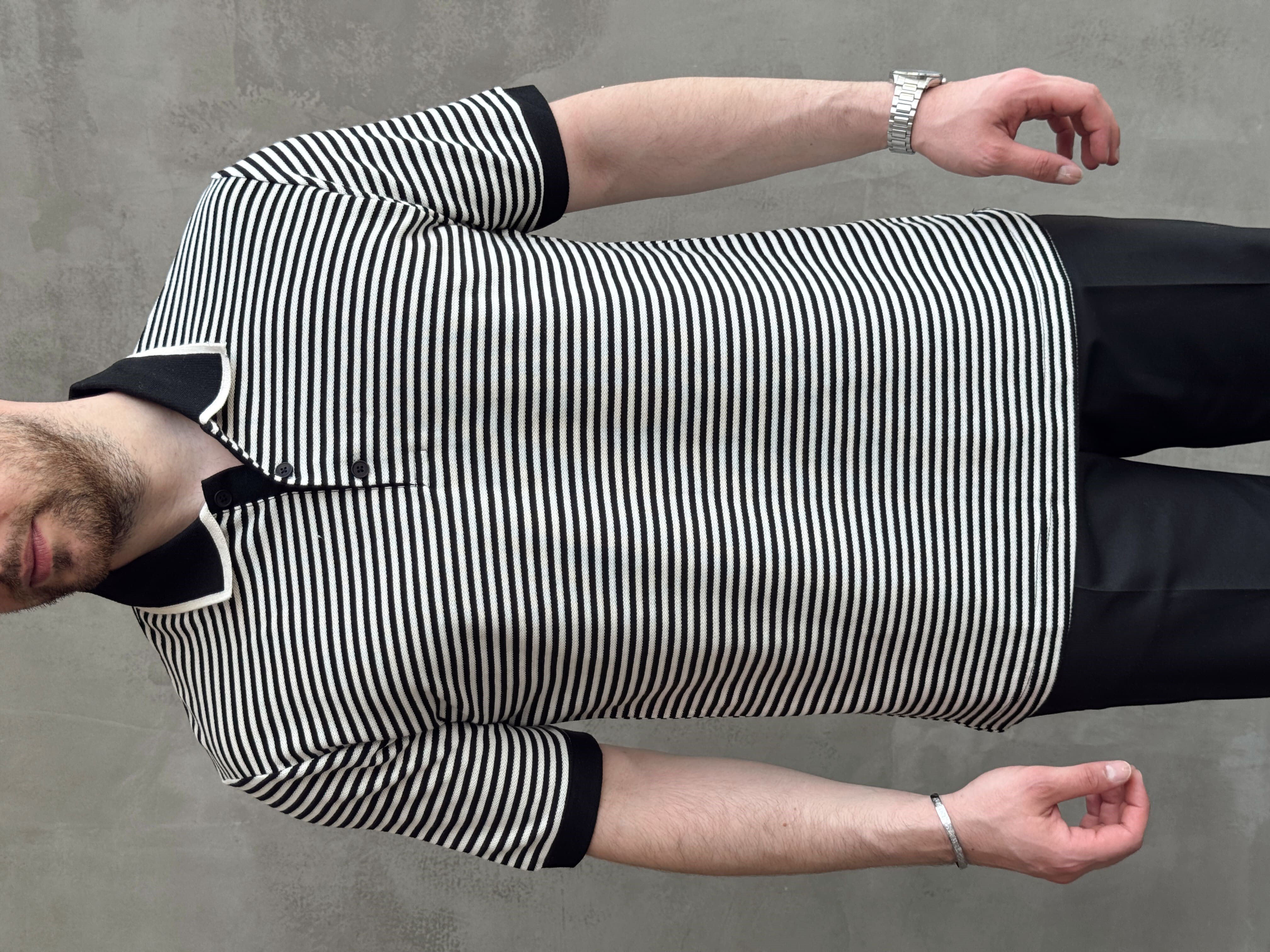 Erkek Kombinlenebilir Oversize Kalıp Çizgi Detaylı Polo Yaka Triko T-Shirt-Siyah(E1768)