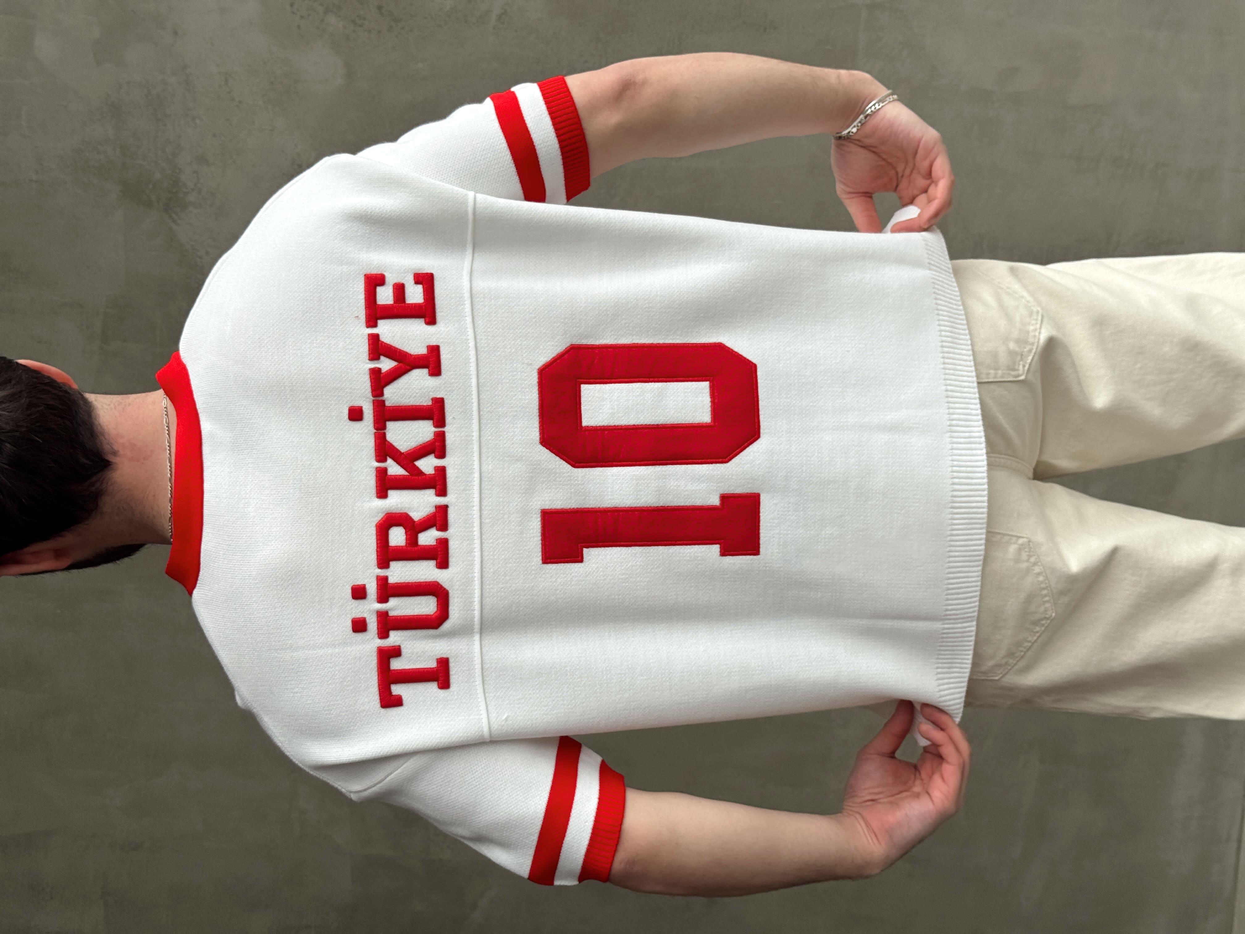 Erkek Premium Kalite Oversize Kalıp V Yaka Türkiye Nakışlı Triko T-Shirt-Beyaz(E1668)