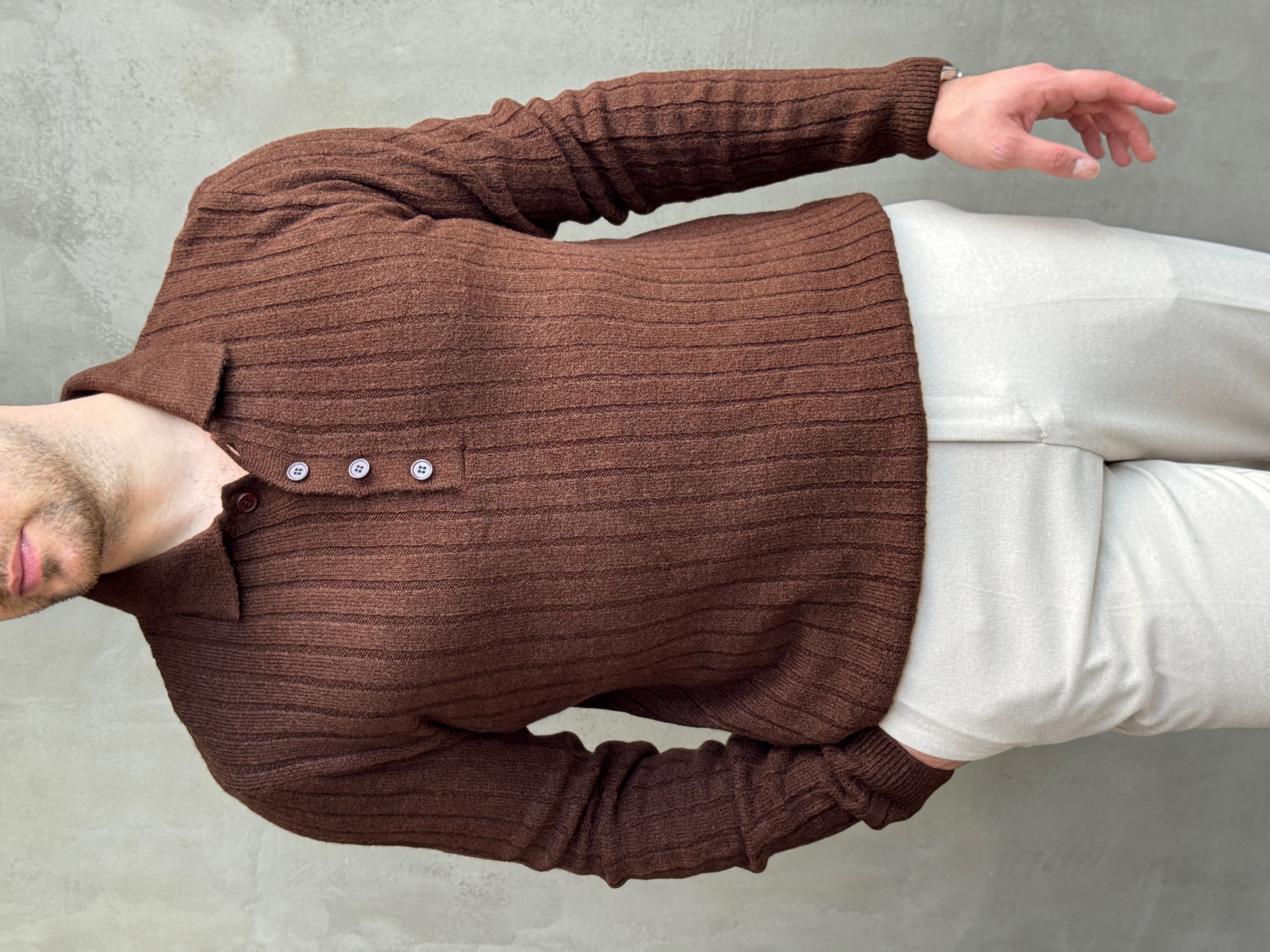 Erkek Yeni Sezon Regular Fit Düğme Detaylı Polo Yaka Triko Kazak-Kahverengi(E1833)
