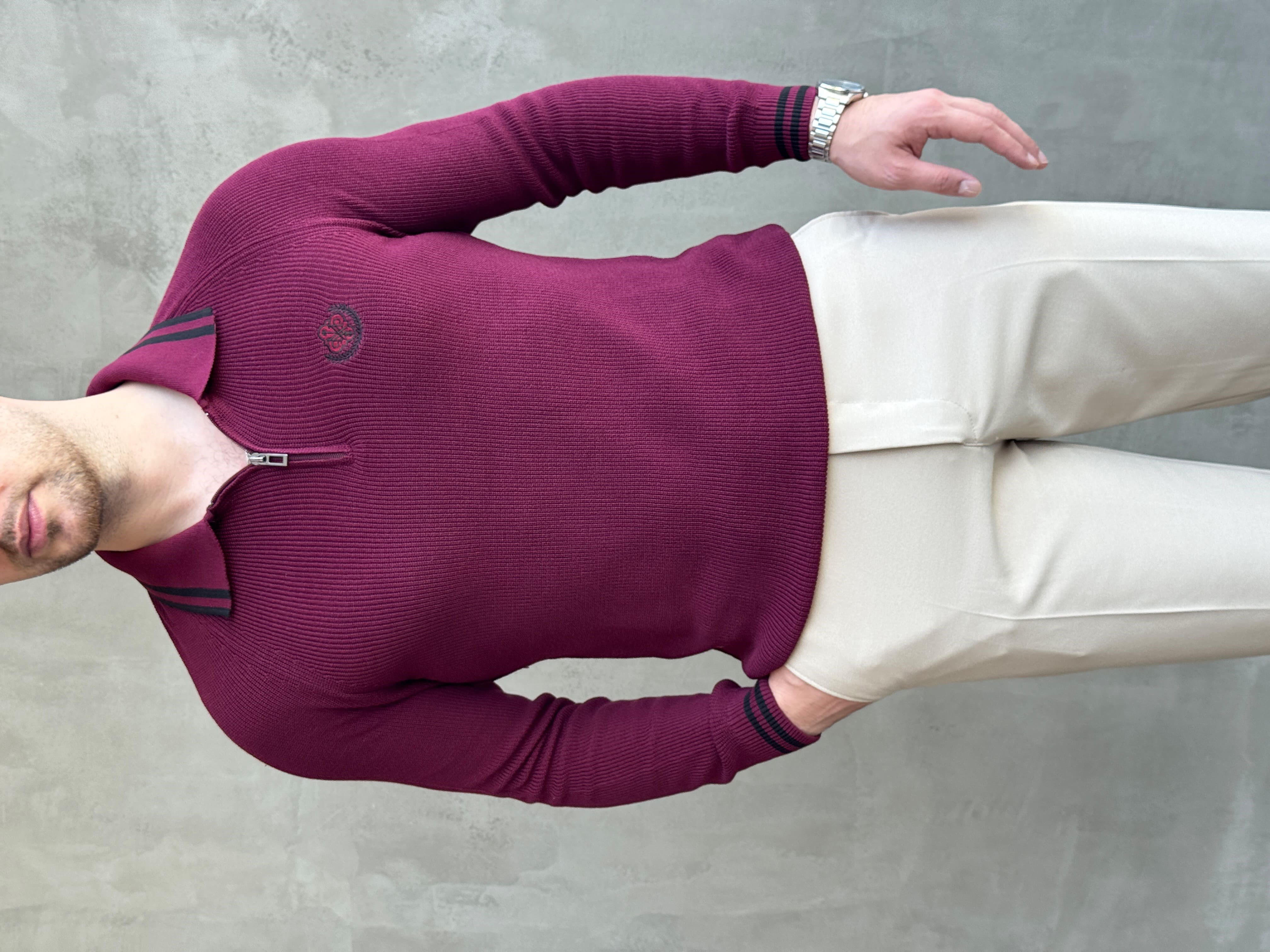 Erkek Yeni Sezon Regular Fit Fermuarlı Yaka Çizgi Detaylı Triko Kazak-Bordo(E1791)