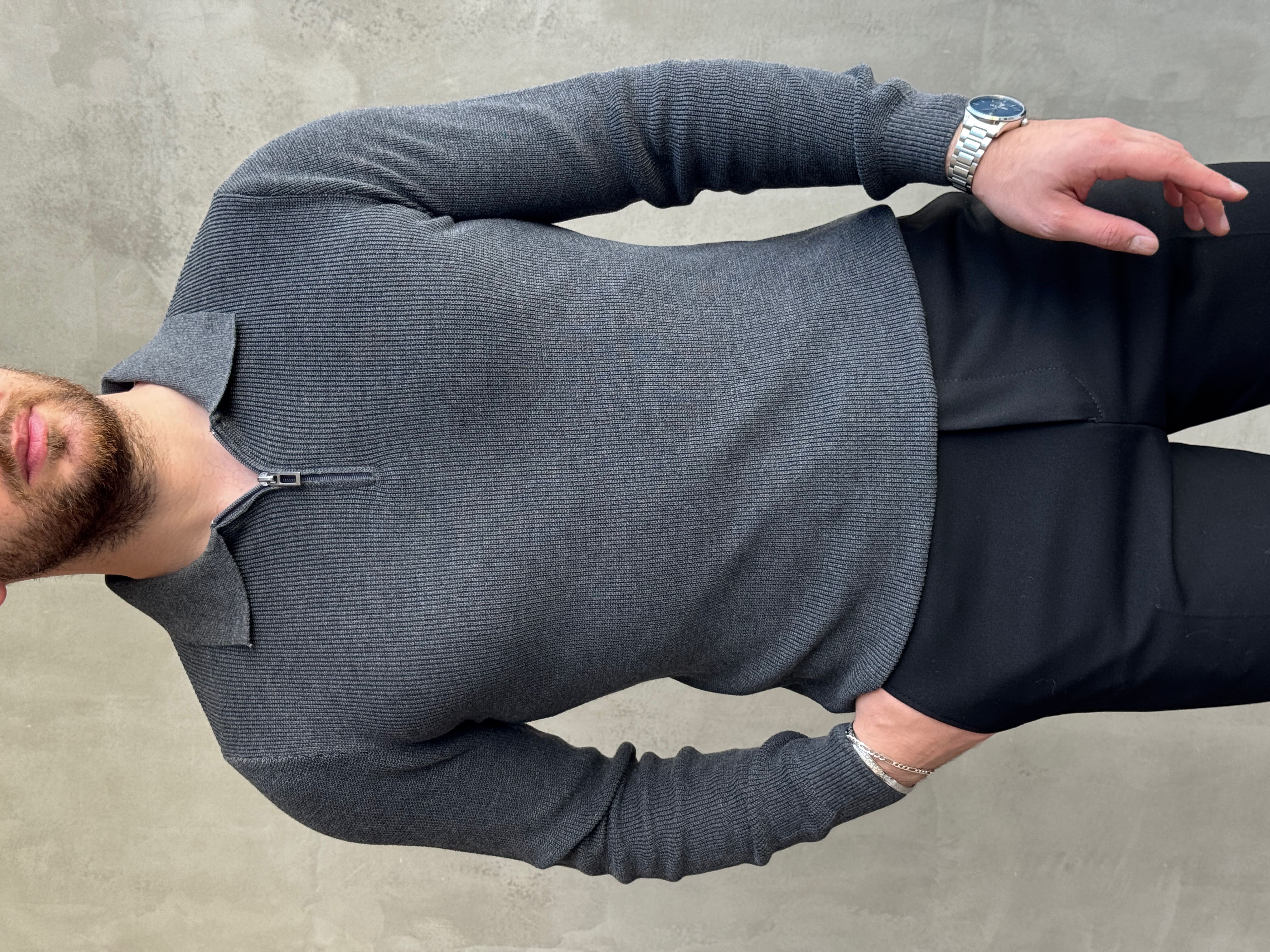 Erkek Yeni Sezon Regular Fit Yaka Fermuar Detaylı Triko Kazak-Füme(E1790)