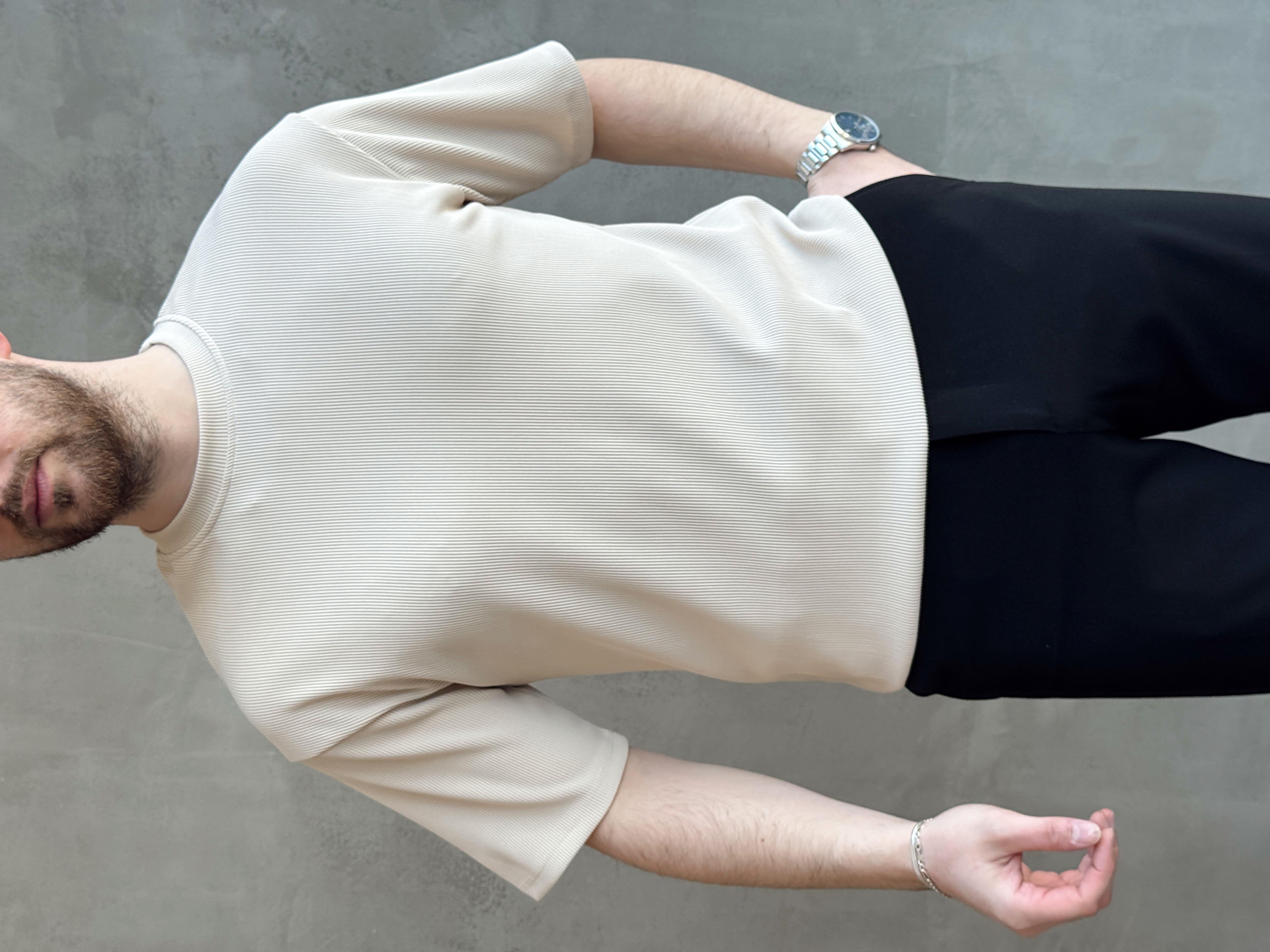 Erkek Yüksek Kalite Oversize Kalıp Bisiklet Yaka Fitil Detaylı T-Shirt-Bej(E1656)