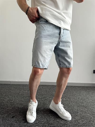 Erkek Düğmeli Oversize Kot Şort-Kar Yıkama(E1091)