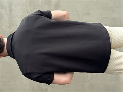 Erkek Elit Kalite Oversize Kalıp Kolu Kendiğiliğinden Katlı Düğme Detay Polo Yaka T-Shirt-Siyah(E1736)