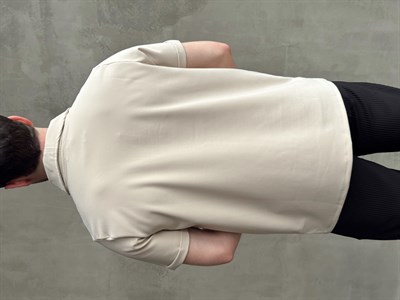 Erkek Elit Kalite Oversize Kalıp Kolu Kendiğiliğinden Katlı Düğme Detay Polo Yaka T-Shirt-Bej(E1736)