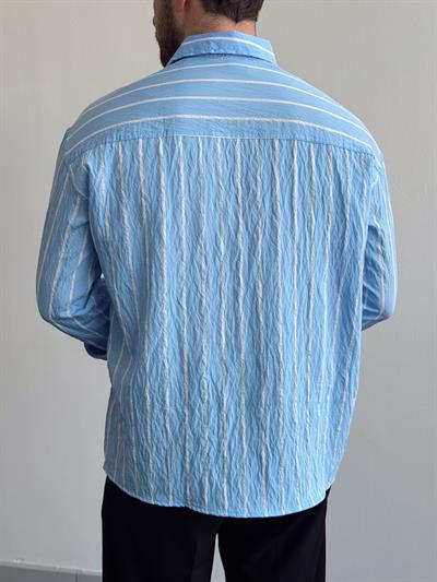 Erkek Eşsiz Detaylar Oversize Kalıp Çizgi Detay Crinkle Kumaş Gömlek-Bebe Mavi(E1396)