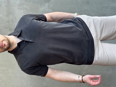 Erkek Kaliteli Kumaş Oversize Kalıp Düğme Detaylı Polo Yaka T-Shirt-Siyah(E1746)