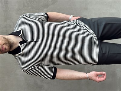 Erkek Kombinlenebilir Oversize Kalıp Çizgi Detaylı Polo Yaka Triko T-Shirt-Siyah(E1768)