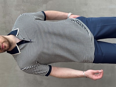 Erkek Kombinlenebilir Oversize Kalıp Çizgi Detaylı Polo Yaka Triko T-Shirt-Lacivert(E1768)