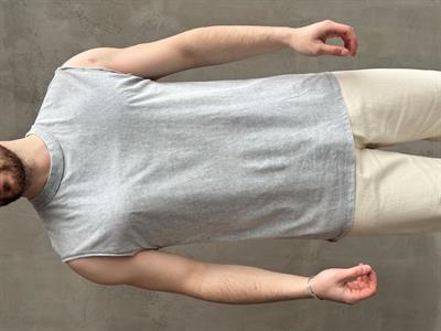 Erkek Özel Seri Yıkama Detay Oversize Kalıp Bisiklet Yaka Sıfır Kol T-Shirt-Gri(E1672)