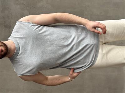 Erkek Özel Seri Yıkama Detay Oversize Kalıp Bisiklet Yaka Sıfır Kol T-Shirt-Gri(E1672)