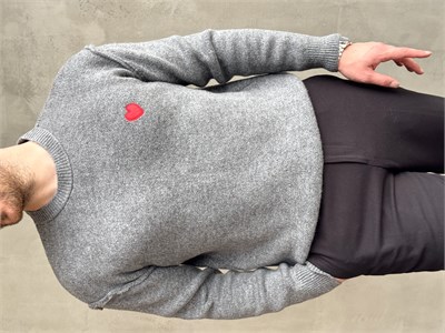 Erkek Trend Model Oversize Kalıp Pis Dikişli Kalp Nakışlı Triko Kazak-Antrasit(E1851)