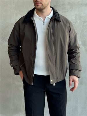 Erkek Yeni Sezon Regular Fit Kesim Yaka Detaylı Fermuar Cepli Dokuma Kumaş Ceket-Haki(E1799)