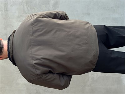 Erkek Yeni Sezon Regular Fit Kesim Yaka Detaylı Fermuar Cepli Dokuma Kumaş Ceket-Haki(E1799)
