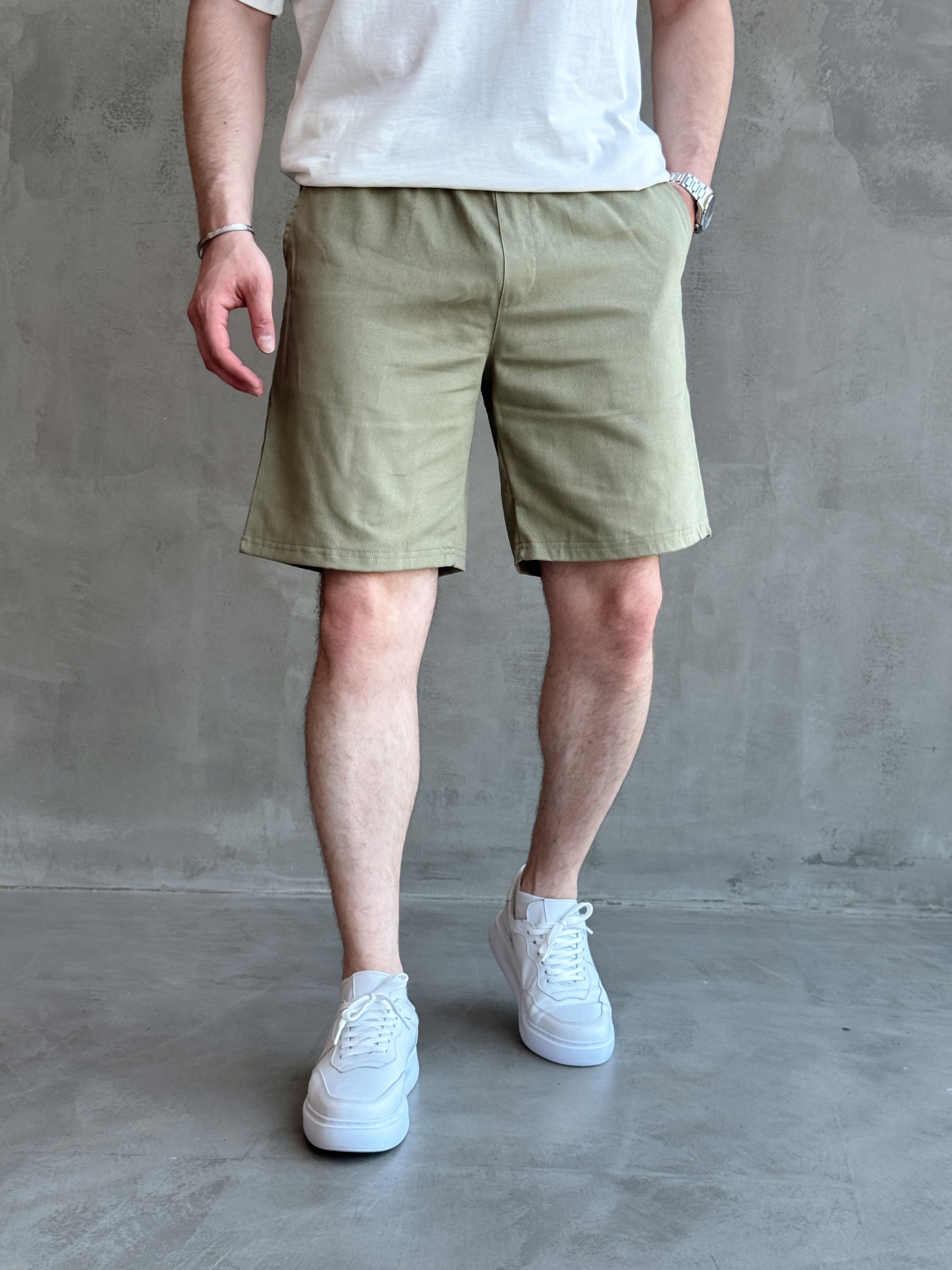 Erkek Günlük Kullanım Beli Lastik Detay Gabardin Kumaş Şort-Haki(E1755)Ketench