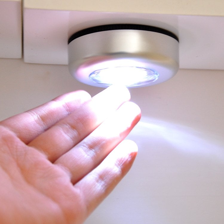Powermaster PM-10282 3 Ledli Kendinden Yapışkanlı Dokunmatik Dolap - Çekmece İçi Led Lamba Aydınlatma İçerik