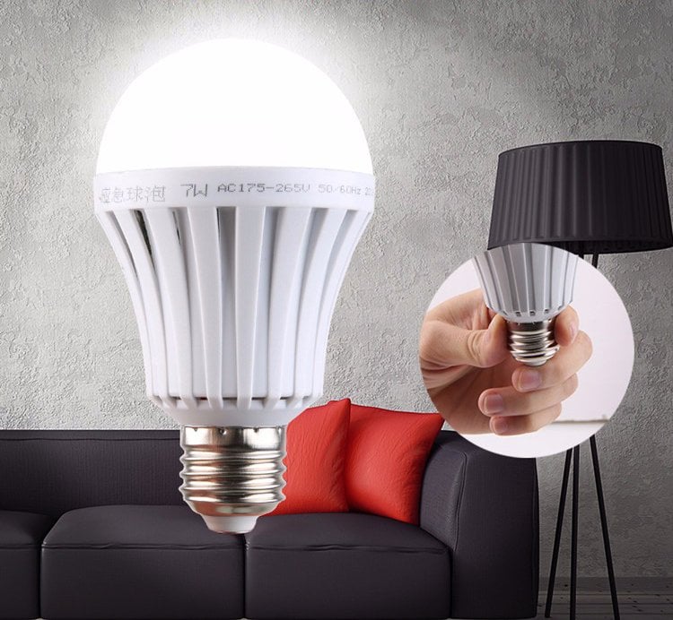 Powermaster 13387 15 W E27 220 V Beyaz Şarjlı Led Ampul İçerik