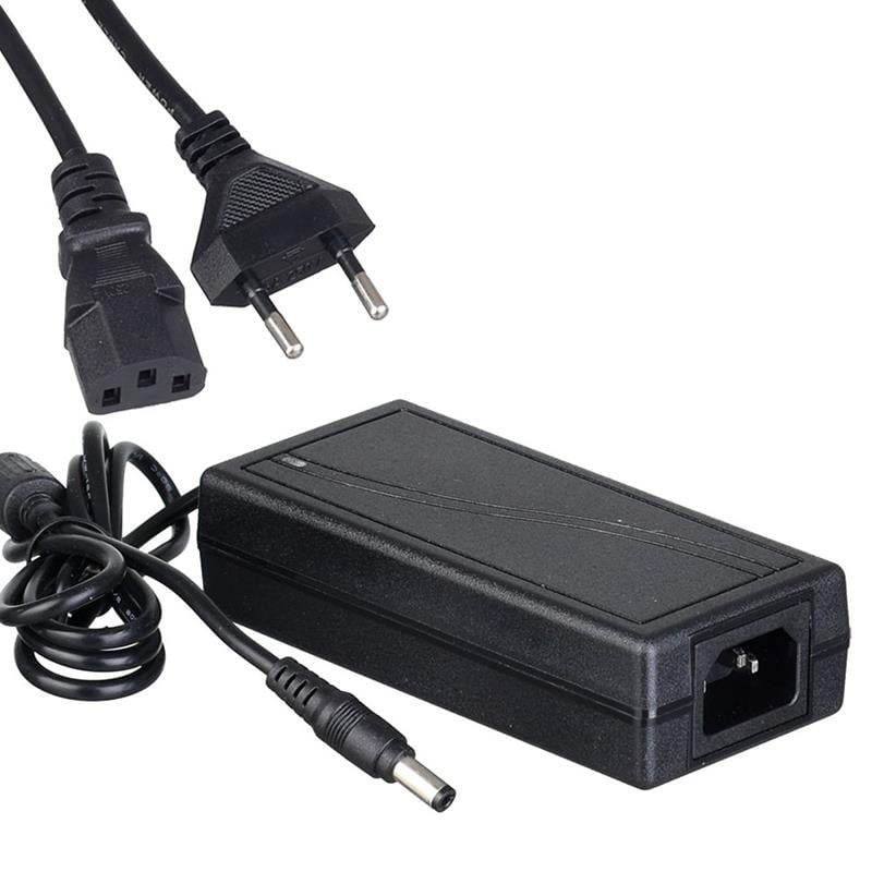 TECHNOMAX TM-2110 12 VOLT - 5 AMPER 5.5*2.5 UÇLU PLASTİK KASA MASAÜSTÜ ADAPTÖR