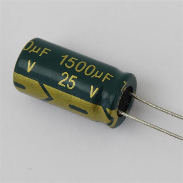 1500 MF 25V Kondansatör