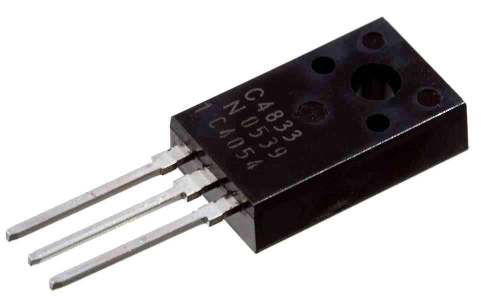 2SC 4833 ITO-220 TRANSİSTÖR