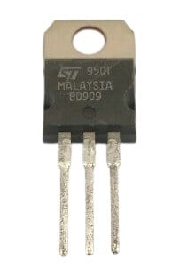 BD 909 TO-220 TRANSİSTÖR