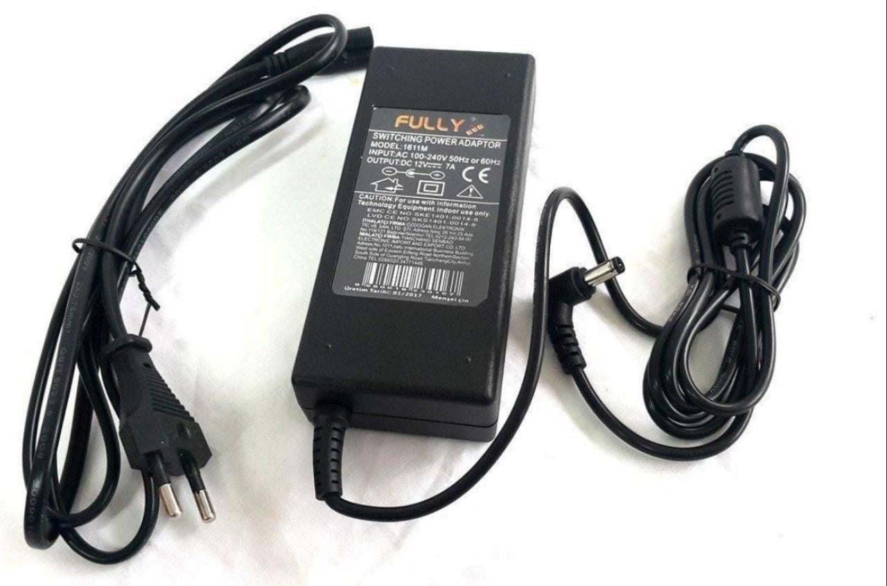 FULLY 1611D 12 VOLT - 5 AMPER 5.5*2.5 UÇLU PLASTİK KASA MASAÜSTÜ ADAPTÖR