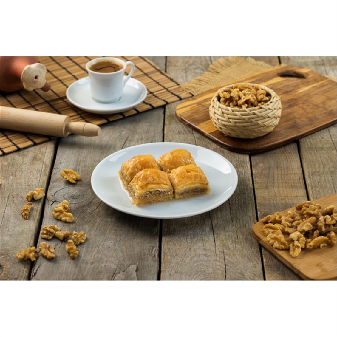 Rapata Yöre Cevizli Baklava 400 Gr