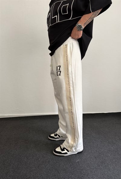Ekru Şerit Baskılı Baggy Eşofman Altı