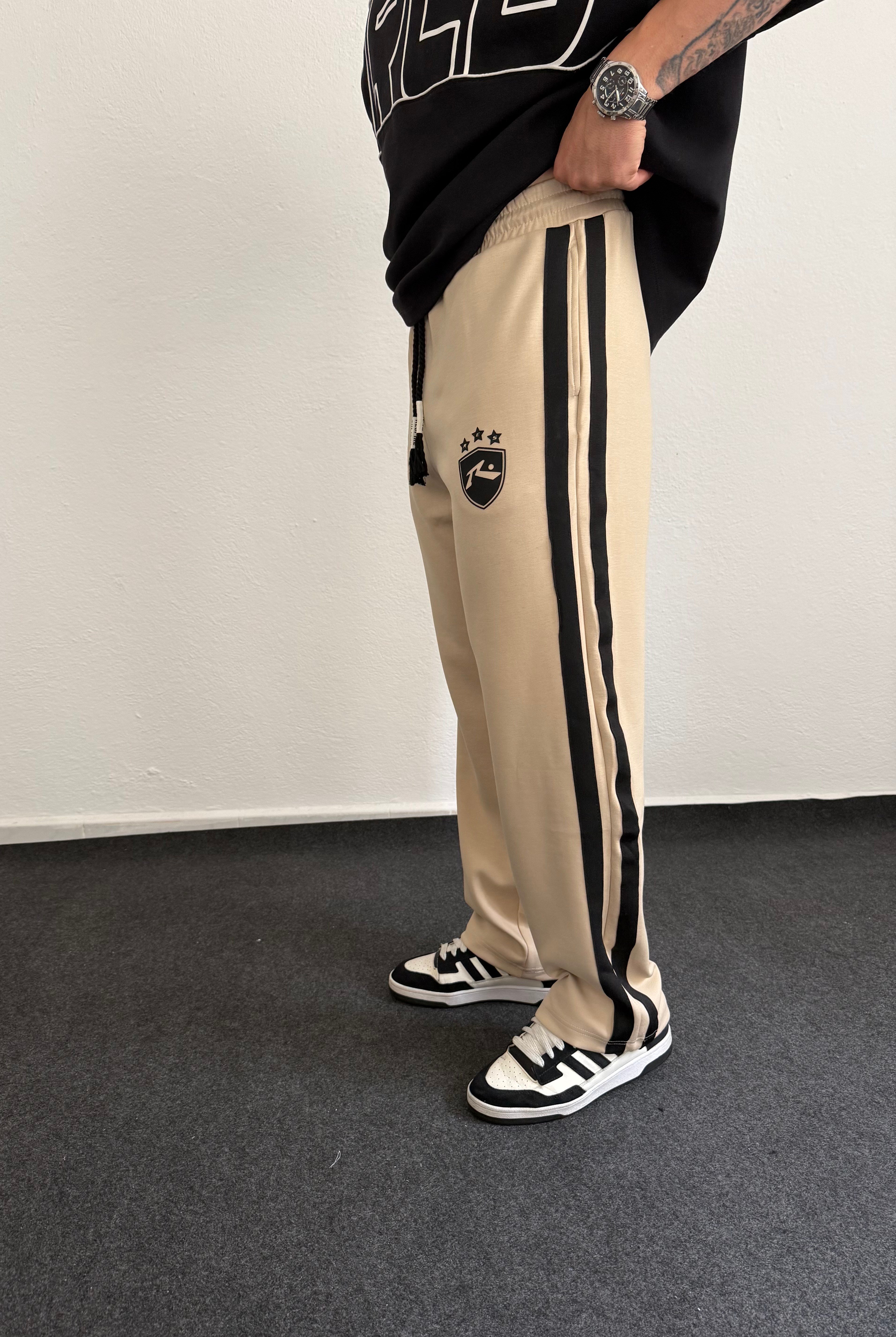 Bej Şerit Detaylı Baggy Eşofman Altı