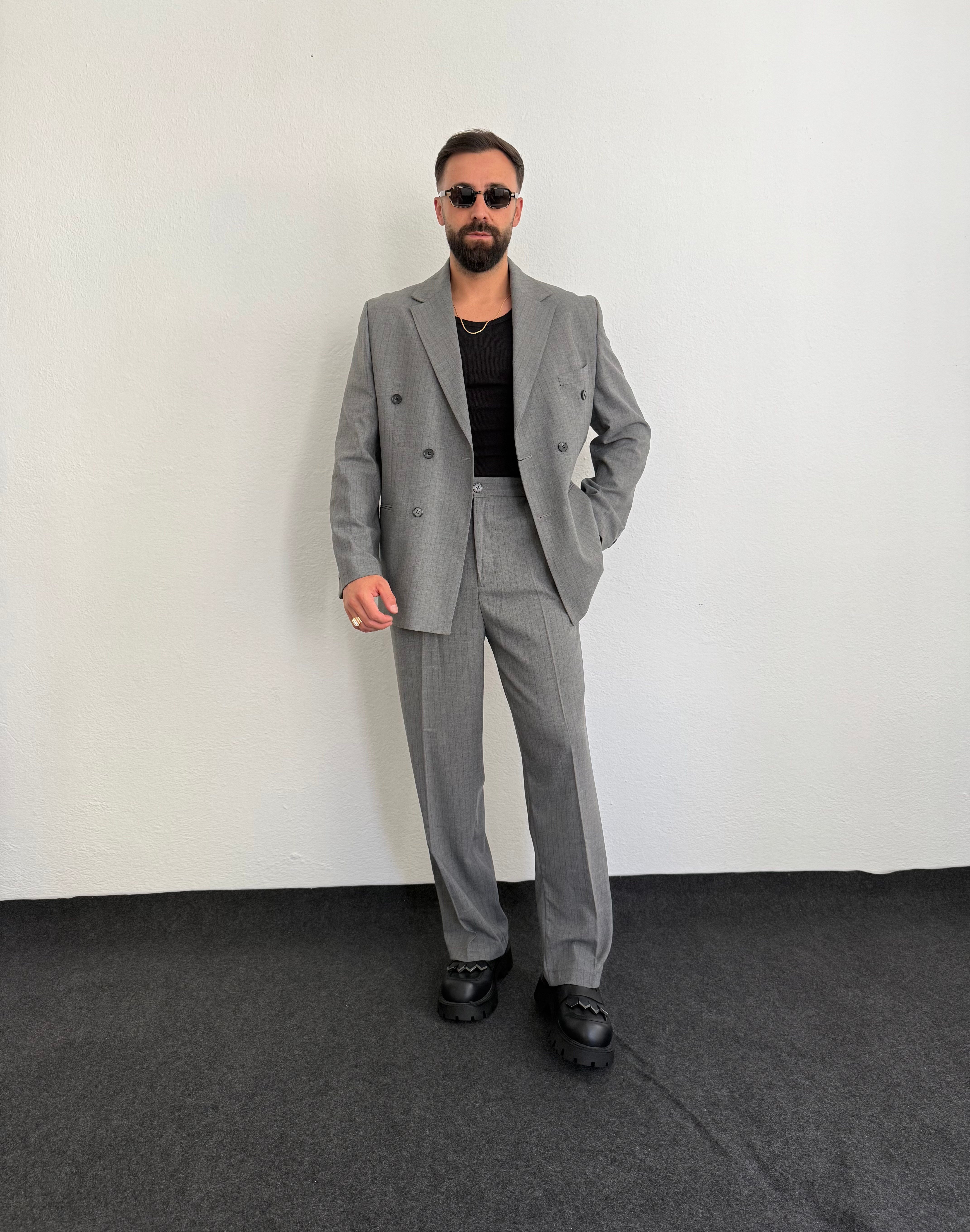 Gri  Oversize  Çizgili Kruvaze Takım Elbise