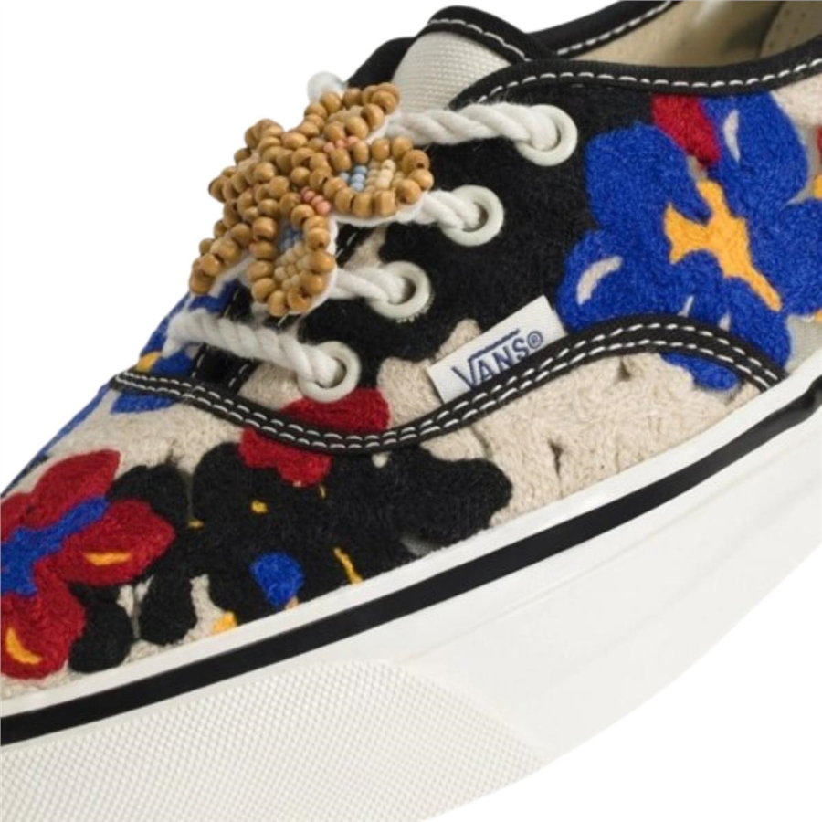 Vans LX Authentic 44 Needlework VN000Y0S4481 Siyah Günlük Sneaker Ayakkabı