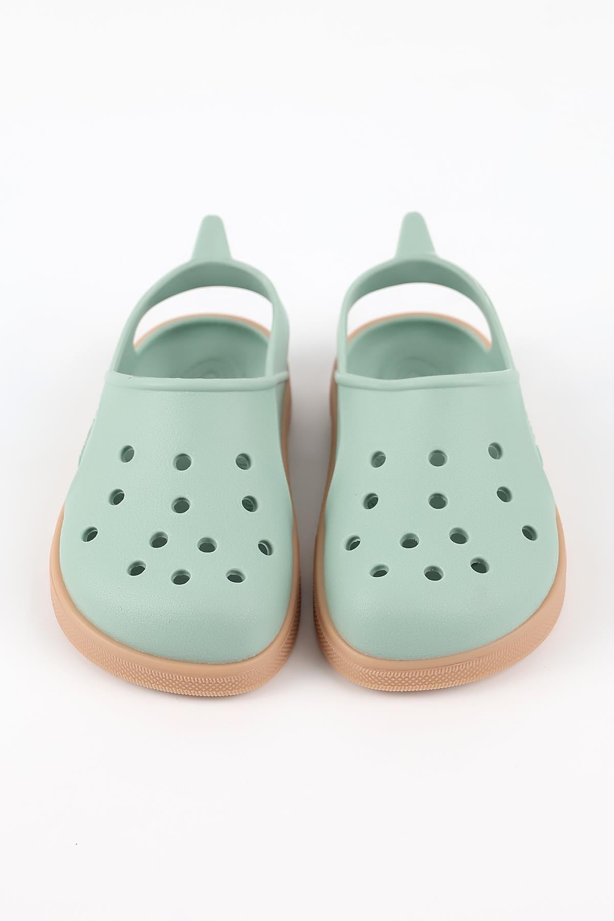 Cloggy-B 08B-20-21 Boatilus Cloggy-B PastelGreen/Beige Çocuk Sandalet