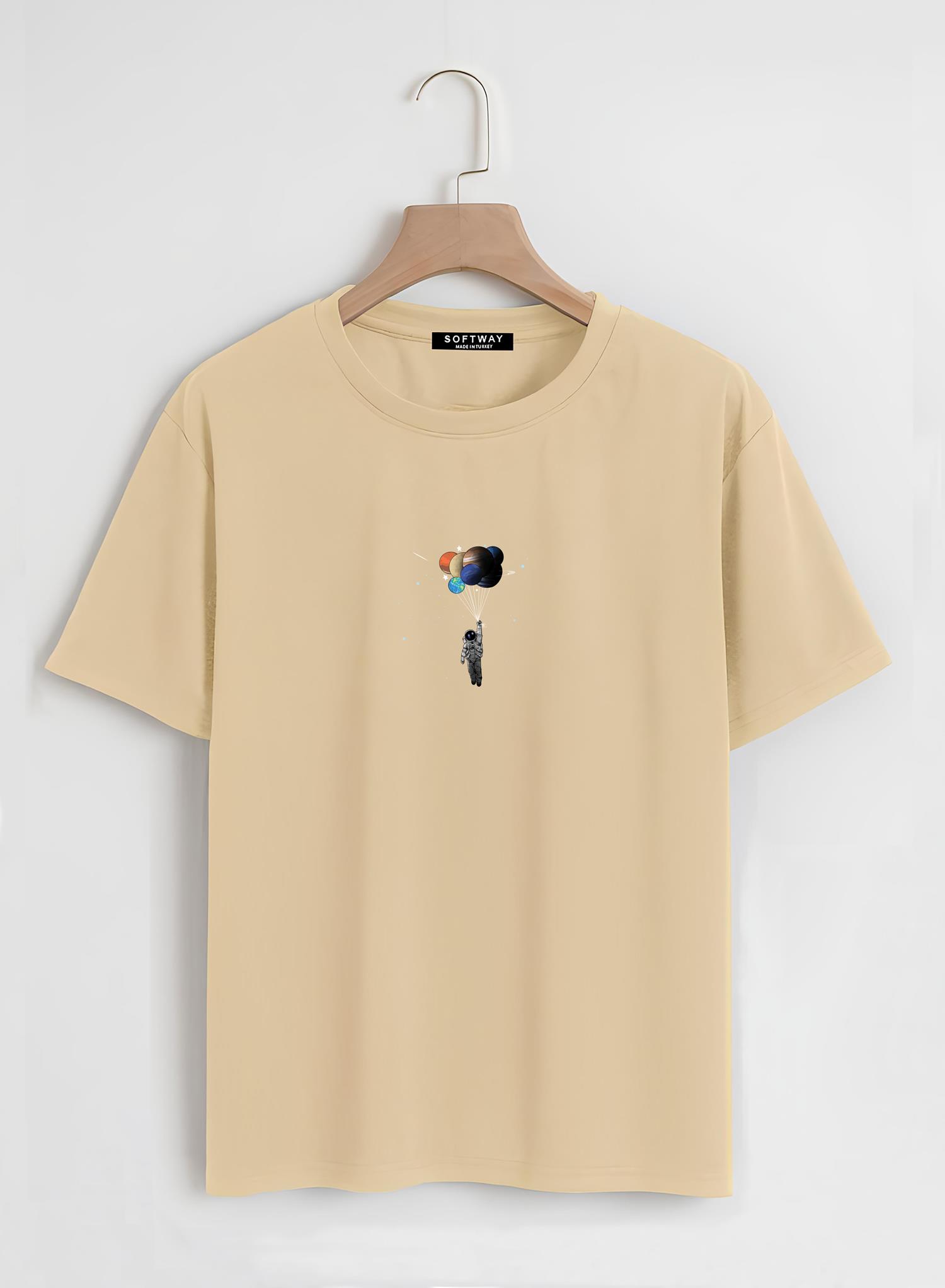 Unisex Oversize Bisiklet Yaka Balloon Astronaut Baskılı Basic T-Shirt - BEJ