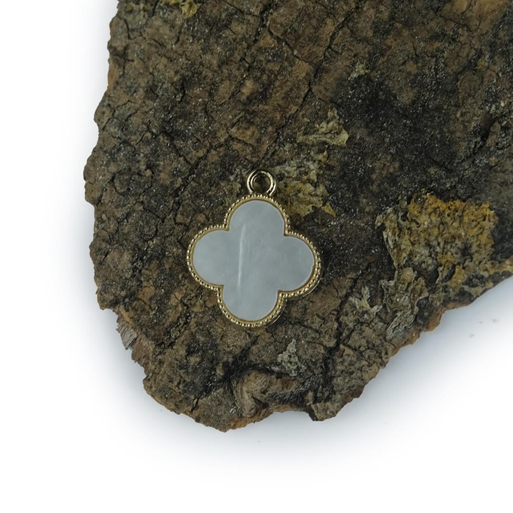 Gold Metal Yonca Figür Beyaz Sedef Kolye Bileklik Ucu