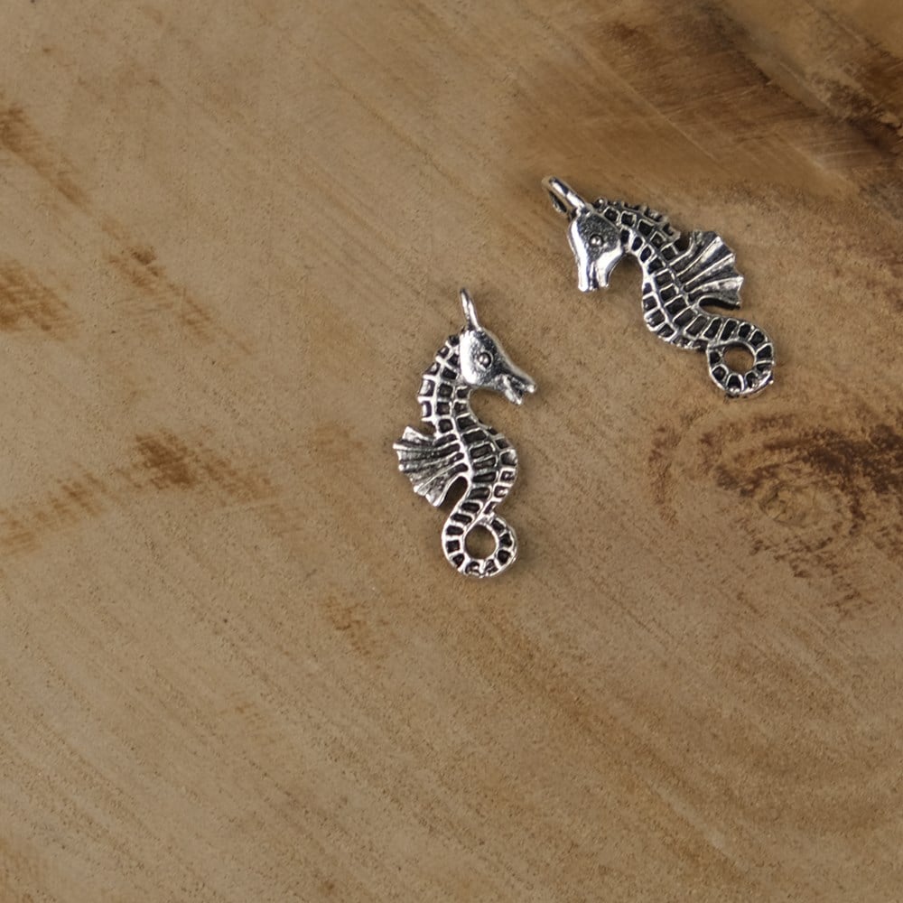 Gümüş Rengi Metal Denizatı Figür  Bileklik Kolye Sallantı Aparatı