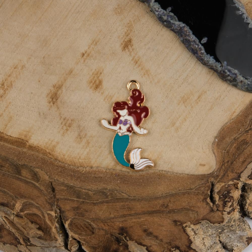 Sarı Metal Halkalı Denizkızı Takı ve Aksesuar Aparatı