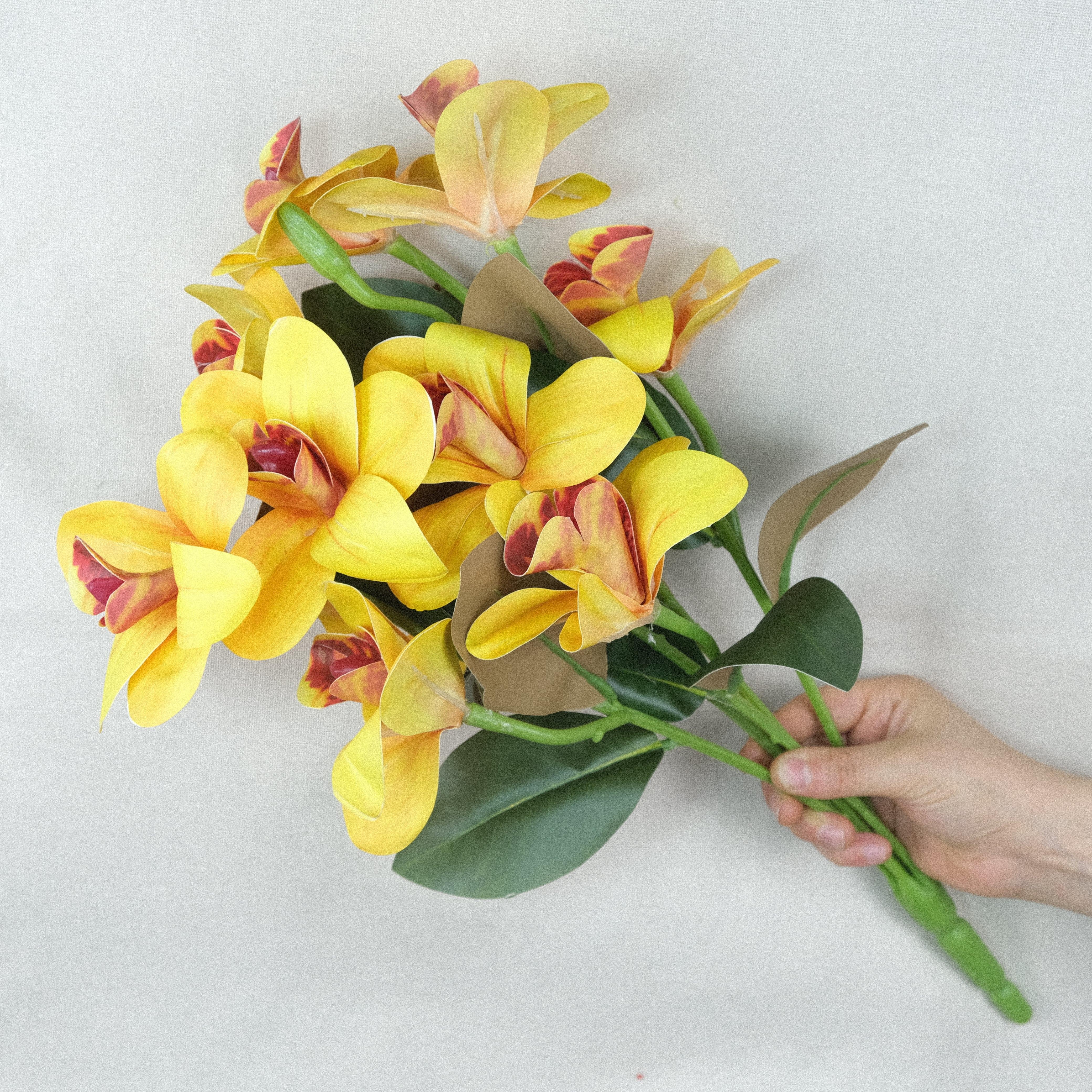 Yapay Turuncu Islak Orkide 5 Dal Gerçek Dokulu Singapur Orkidesi 50 cm