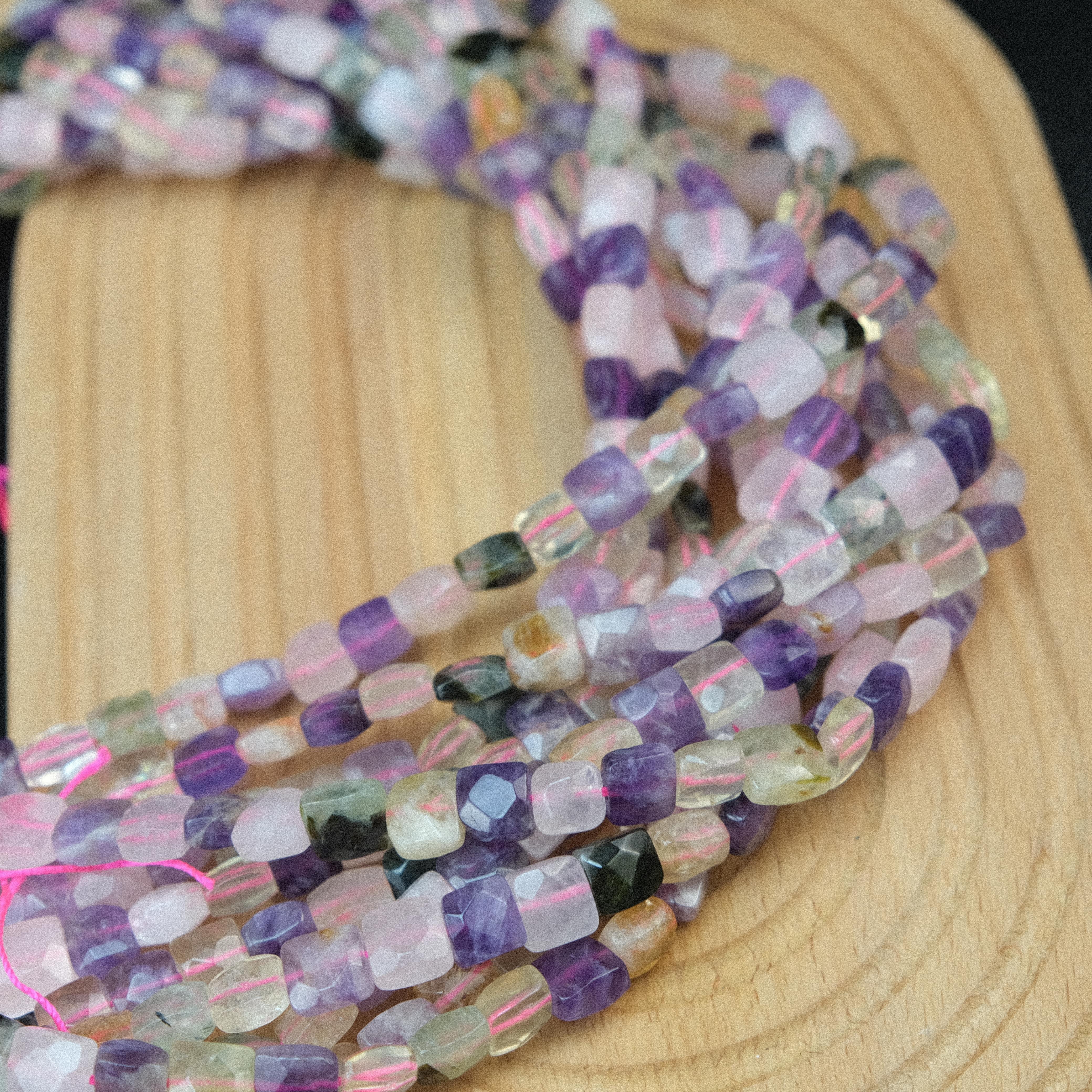 Çakra Taşı Kare Kesim Çakra 10 mm Fasetli Doğaltaş (1 Dizi - 40 Adet )