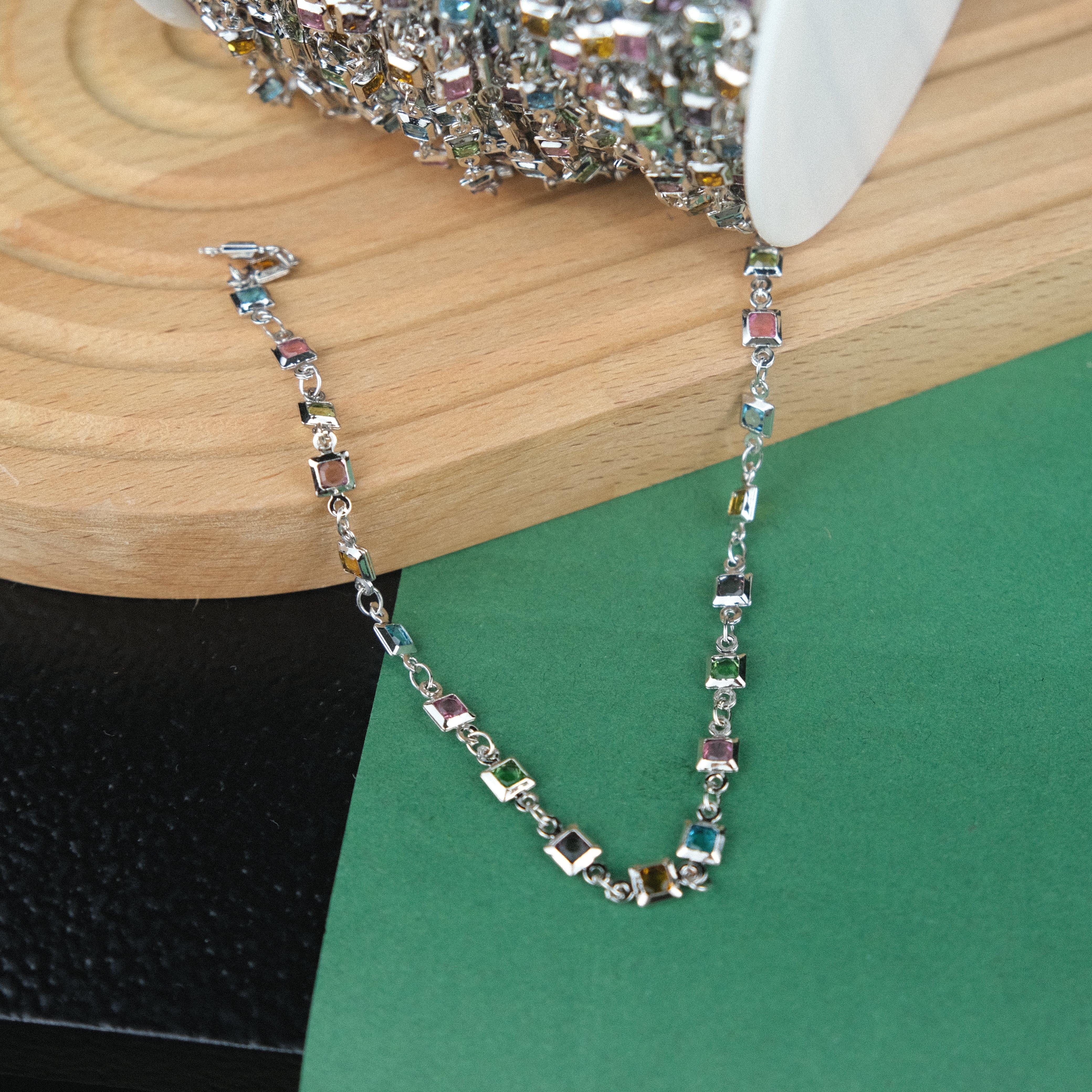 Gümüş Metal Zincir 5 mm Kare Karışık Renk Boncuklu Zincir Gözlük Zinciri Y Kolye Zinciri 1 Metre