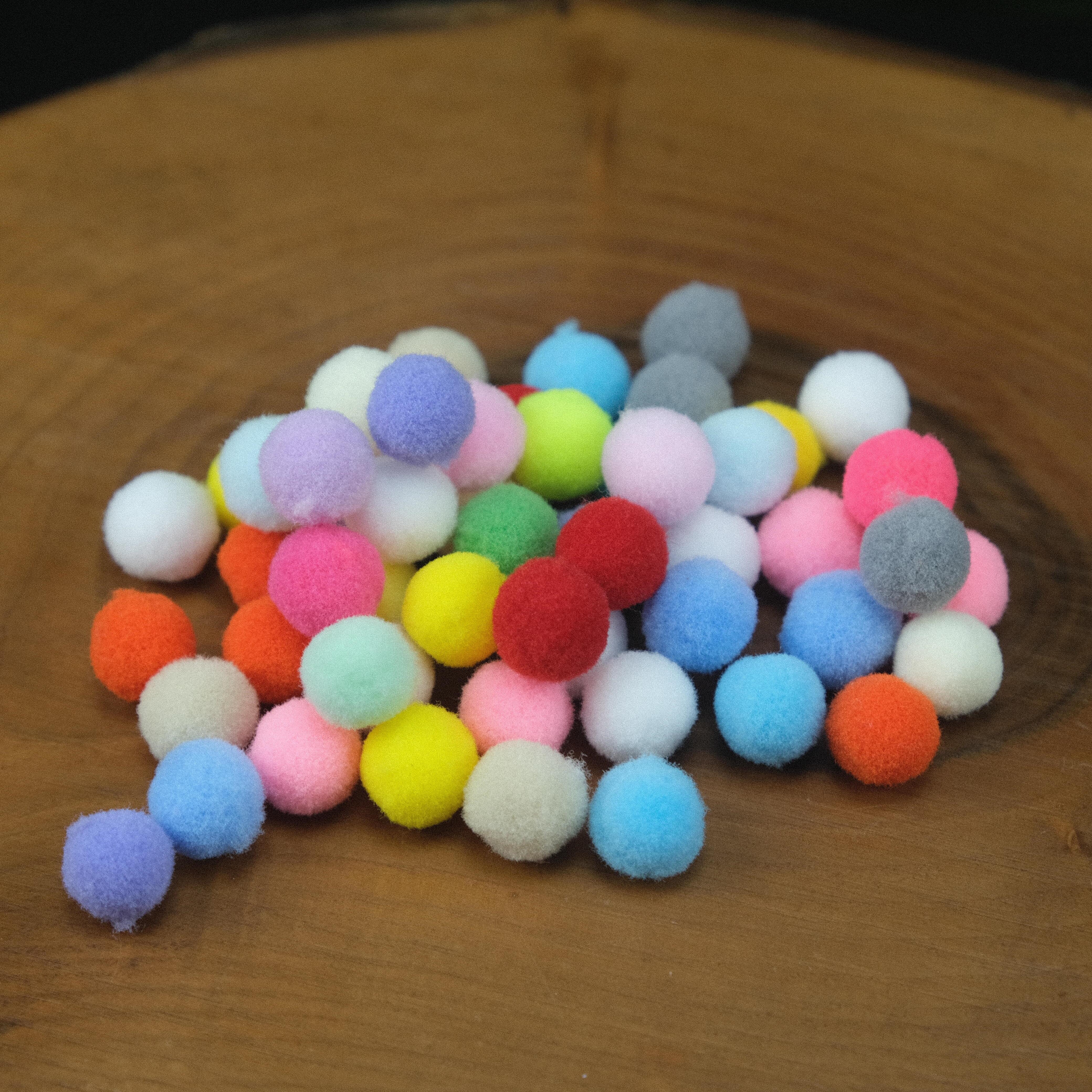 Karışık Renkli Ponpon Peluş 1.5 cm Ponpon  100 Adet