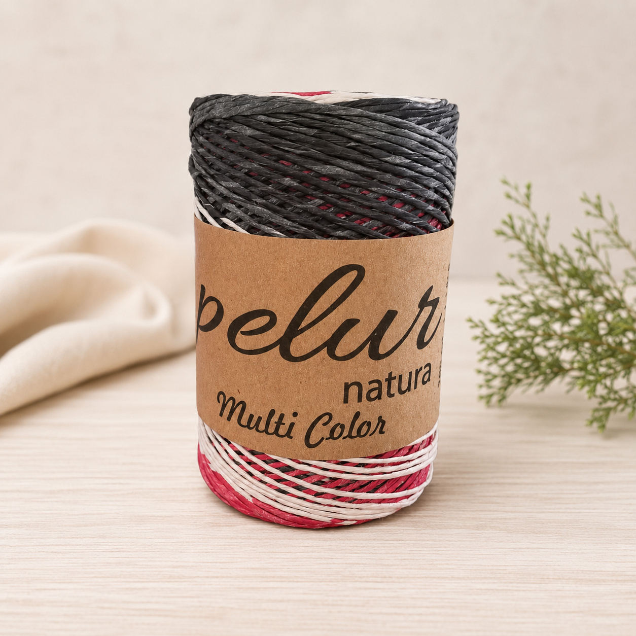 Pelur Natura Multi Color Kağıt İp – Siyah/Kırmızı/Beyaz Karışık Renk | El Örgü ve Hobi İpi