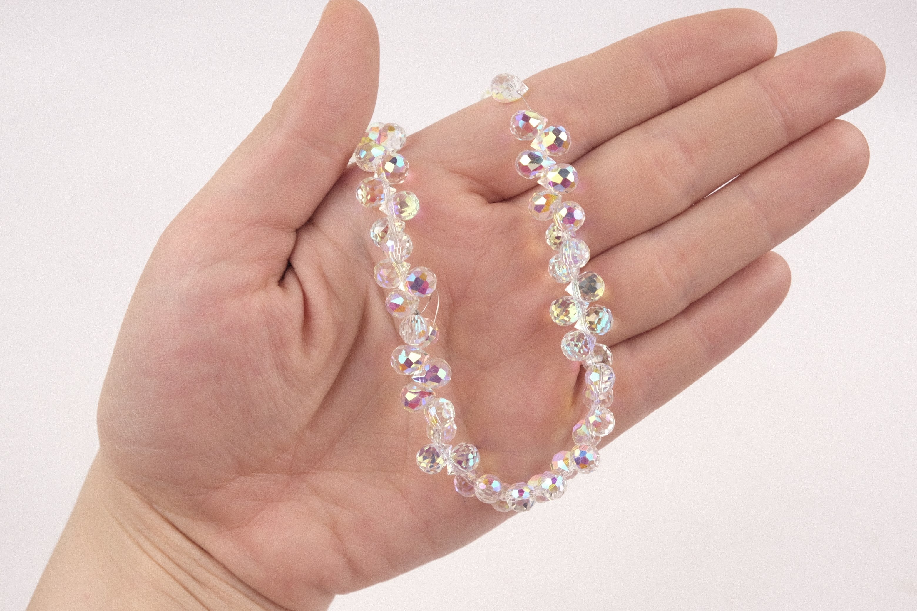Renk Yansımalı Şeffaf 6 mm AB Damla Kristal Boncuk – Işıltılı Takı Yapım Malzemesi