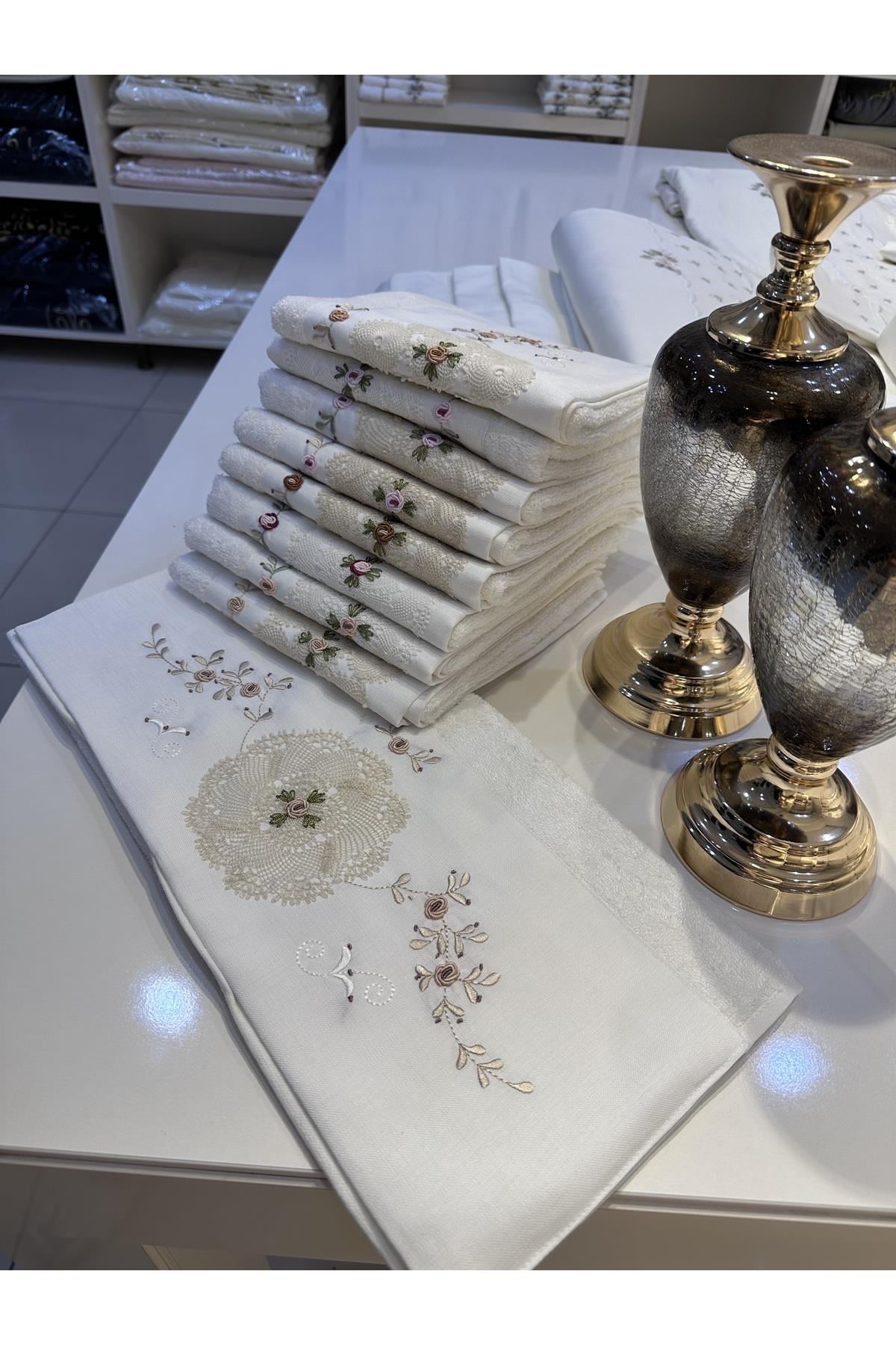 Havlu El Işi Iğne Oyalı Ve Rokokolu 100 % Bambu Havlu