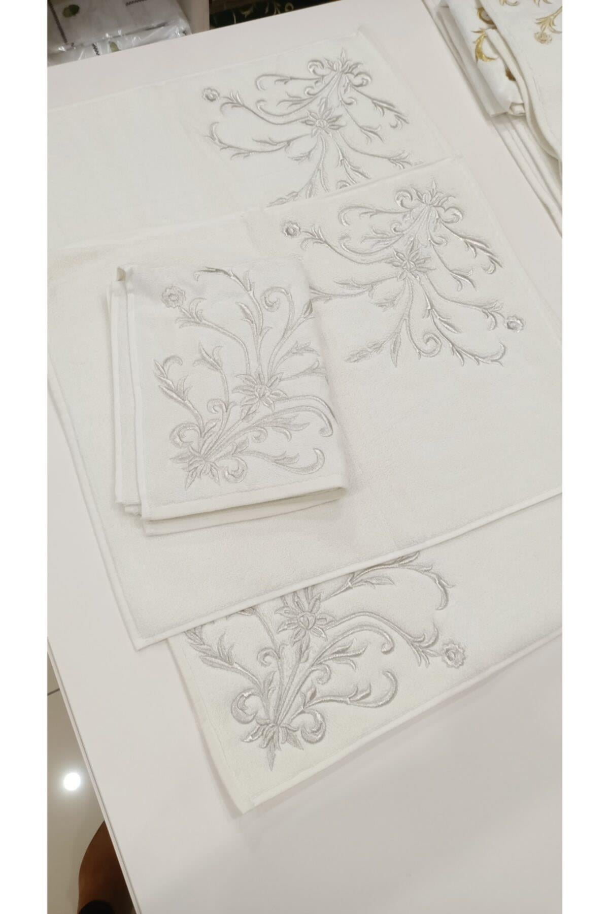 Nakış Işlemeli Banyo Paspas Seti 3 Parça Set