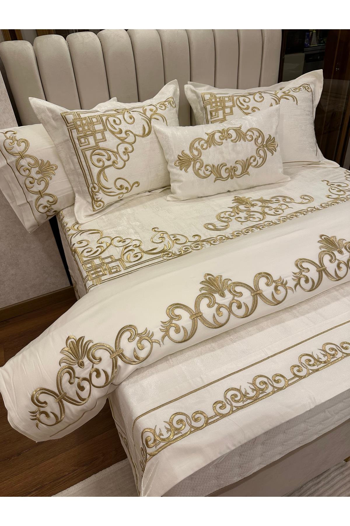 Yatak örtüsü seti 10 Parça Gold Nakışlı Yatak Örtüsü & Pamuk Saten Nevresim Pike Takımı (King Size)